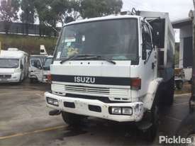 1994 Isuzu FVR900 MWB - picture1' - Click to enlarge