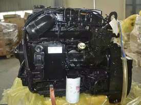 Cummins iSB/iSDE4.5  270HP 3700RPM NEW Engine conversion ready - picture2' - Click to enlarge