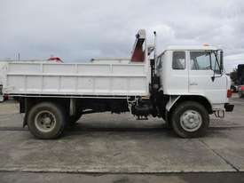 Hino FF - picture0' - Click to enlarge