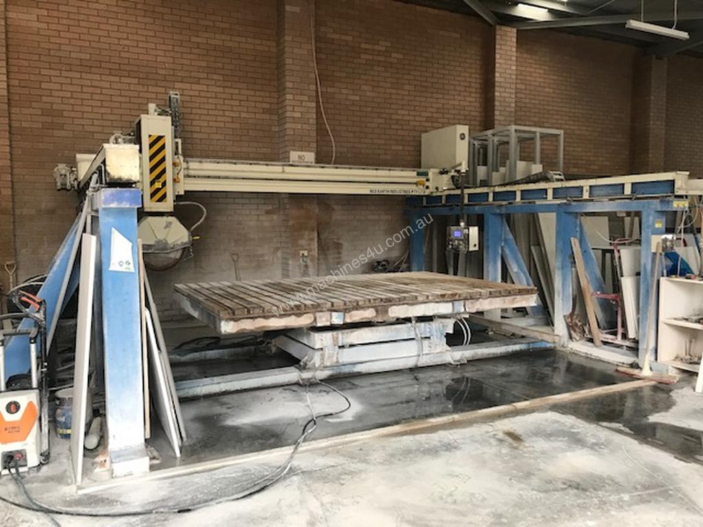 Used 2010 RED EARTH BRIDGE SAW CLOSING DOWN SALE Bridge Saws in