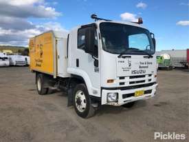 2012 Isuzu FSS550 - picture0' - Click to enlarge