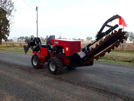 Toro ProSneak  Trencher Trenching - picture0' - Click to enlarge