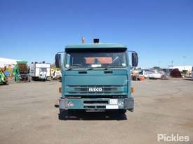 2004 Iveco ACCOF 2350 - picture1' - Click to enlarge