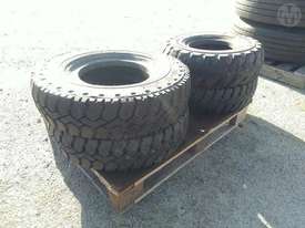 Assorted 3X Kumho 1X Continental Tyres - picture0' - Click to enlarge