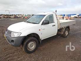 MITSUBISHI TRITON Ute - picture0' - Click to enlarge