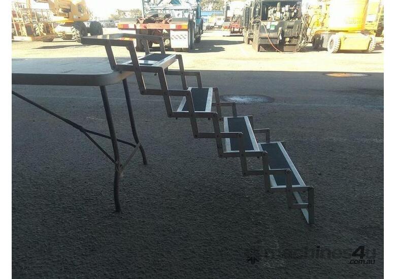 Used hijacker HITCH Ladders in , Listed on Machines4u
