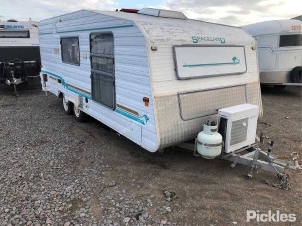 Buy Used Spaceland Caravans 1997 Spaceland Caravans Prime Mover Trucks in , Listed on Machines4u
