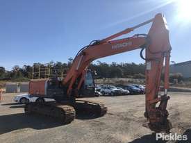 2014 Hitachi ZX240LC-3 - picture0' - Click to enlarge