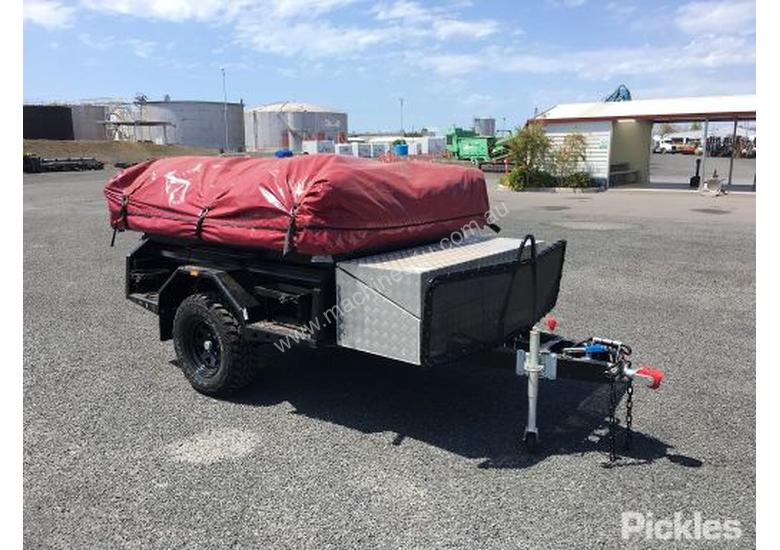 Buy Used market direct campers 2018 Market Direct Campers Camper