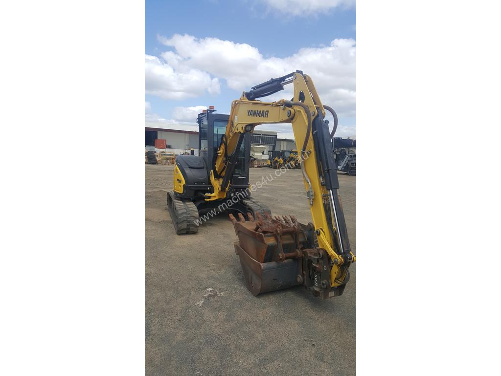 Used 2017 Yanmar Low Houred Yanmar VIO556BC With Tilt Hitch Buckets