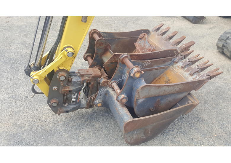 Used 2017 Yanmar Low Houred Yanmar VIO556BC With Tilt Hitch Buckets