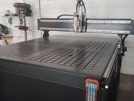 CNC Router 1212 - picture0' - Click to enlarge