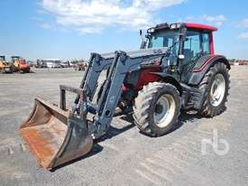 VALTRA N101 MFWD Tractor - picture0' - Click to enlarge