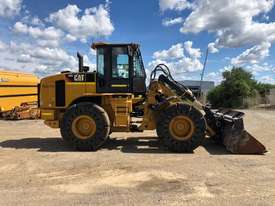 Caterpillar 930H Wheel Loader  - picture0' - Click to enlarge
