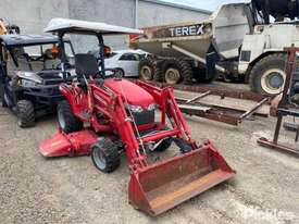 2015 Massey Ferguson GC1705 - picture0' - Click to enlarge