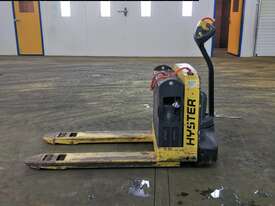 1.814 Battery Electric Pallet Truck - picture1' - Click to enlarge