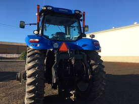 New Holland T8.390 FWA/4WD Tractor - picture0' - Click to enlarge