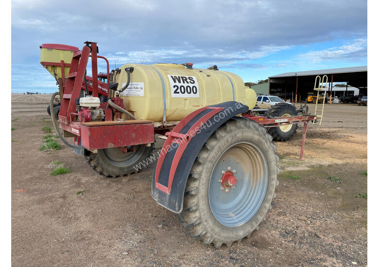 Used 2015 Hardi Hardi Boom Spray Sprayer Sprayers In Listed On