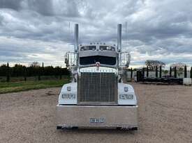 Kenworth T900 Prime Mover - picture0' - Click to enlarge