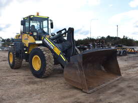 Used 2009 WA320PZ-6 Wheel Loader for Sale - picture0' - Click to enlarge