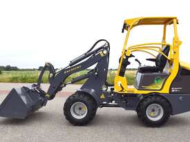 New Mini Loader Eurotrac Electric Powered  - picture0' - Click to enlarge