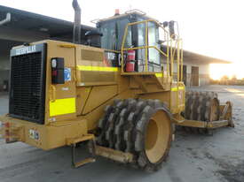 Caterpillar 815F-II Compactor for Hire - picture1' - Click to enlarge