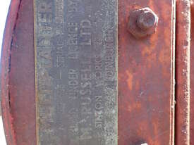 A.M RUSSELL LTD 3 POINT LINKAGE MULTIPLANTER - picture2' - Click to enlarge