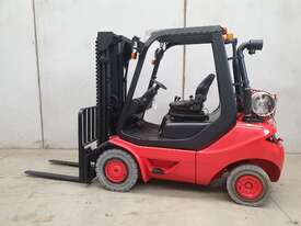 Linde 2011 LPG 2.5T Counterbalance Forklift - picture0' - Click to enlarge