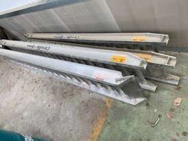 Used alloy loading ramps for sale - picture0' - Click to enlarge