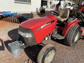 Case DX29 hydro tractor - picture0' - Click to enlarge