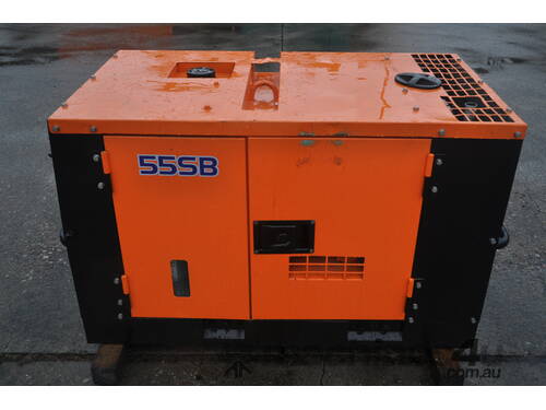 55 CFM DENYO (JAPAN ) Quality Diesel Silenced Air Compressor 