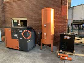 37KW air Champion Air compressor System - picture0' - Click to enlarge
