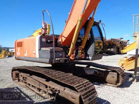 Hitachi ZX240LC-3 Excavator - picture2' - Click to enlarge