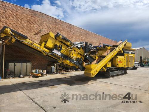 caption USED KEESTRACK R3 IMPACTOR WITH NEW & UNUSED ENGINE