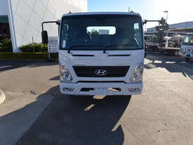 2021 HYUNDAI MIGHTY EX4 MWB - Cab Chassis Trucks - picture0' - Click to enlarge
