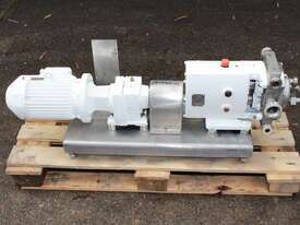 Jacketed Rotary Lobe Pump. - picture5' - Click to enlarge