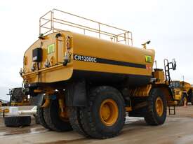 Caterpillar 773G With Brand New CR12000C Tank - picture1' - Click to enlarge