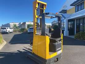 Jungheinrich Electric Reach Stacker - picture0' - Click to enlarge