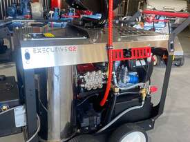 ***IN STOCK*** Executive G2 - Hot Water Engine High Pressure Cleaner - picture0' - Click to enlarge