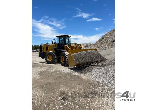 caption Hercules Heavy Duty HD668D Wheel Loader
