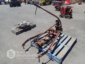 3 POINT LINKAGE POST HOLE DIGGER - picture0' - Click to enlarge