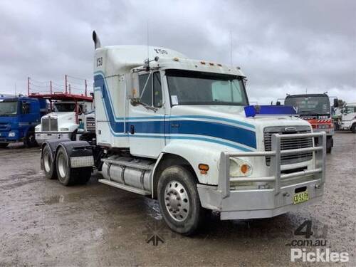 1999 Freightliner FL112