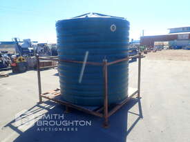 WEST COAST POLY 4,500 LITRE POLY WATER TANK IN FRAME - picture0' - Click to enlarge