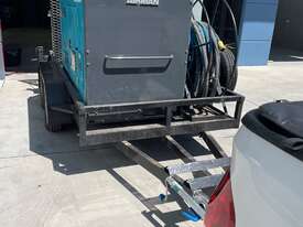 Mobile Sand Blasting Unit ***REDUCED*** - picture0' - Click to enlarge