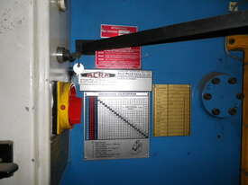 Durma Press Brake HAP 30120 Metal Folding Pressing Machine Used Item - picture2' - Click to enlarge