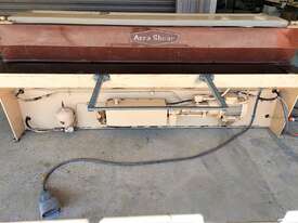 Hydraulic Guillotine - picture0' - Click to enlarge