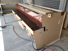 Hydraulic Guillotine - picture0' - Click to enlarge