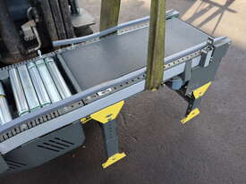 90 Degree Corner Motorised Conveyor - Knapp - picture2' - Click to enlarge