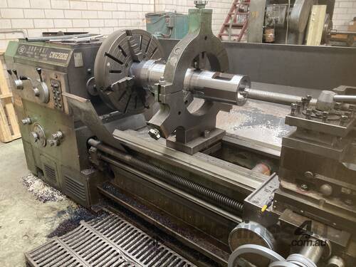 Lathe, centre lathe, gap bed