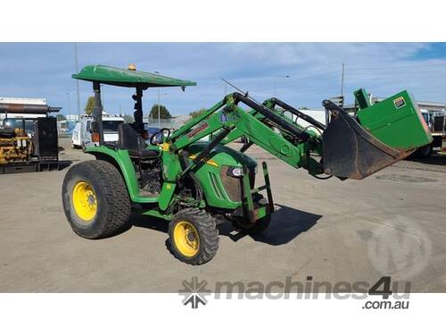 John Deere 4720